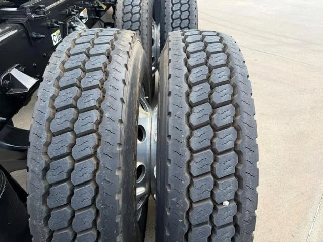 2021 Peterbilt 579 — photo 19