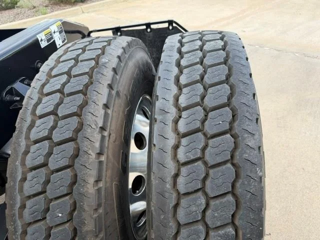 2021 Peterbilt 579 — photo 18