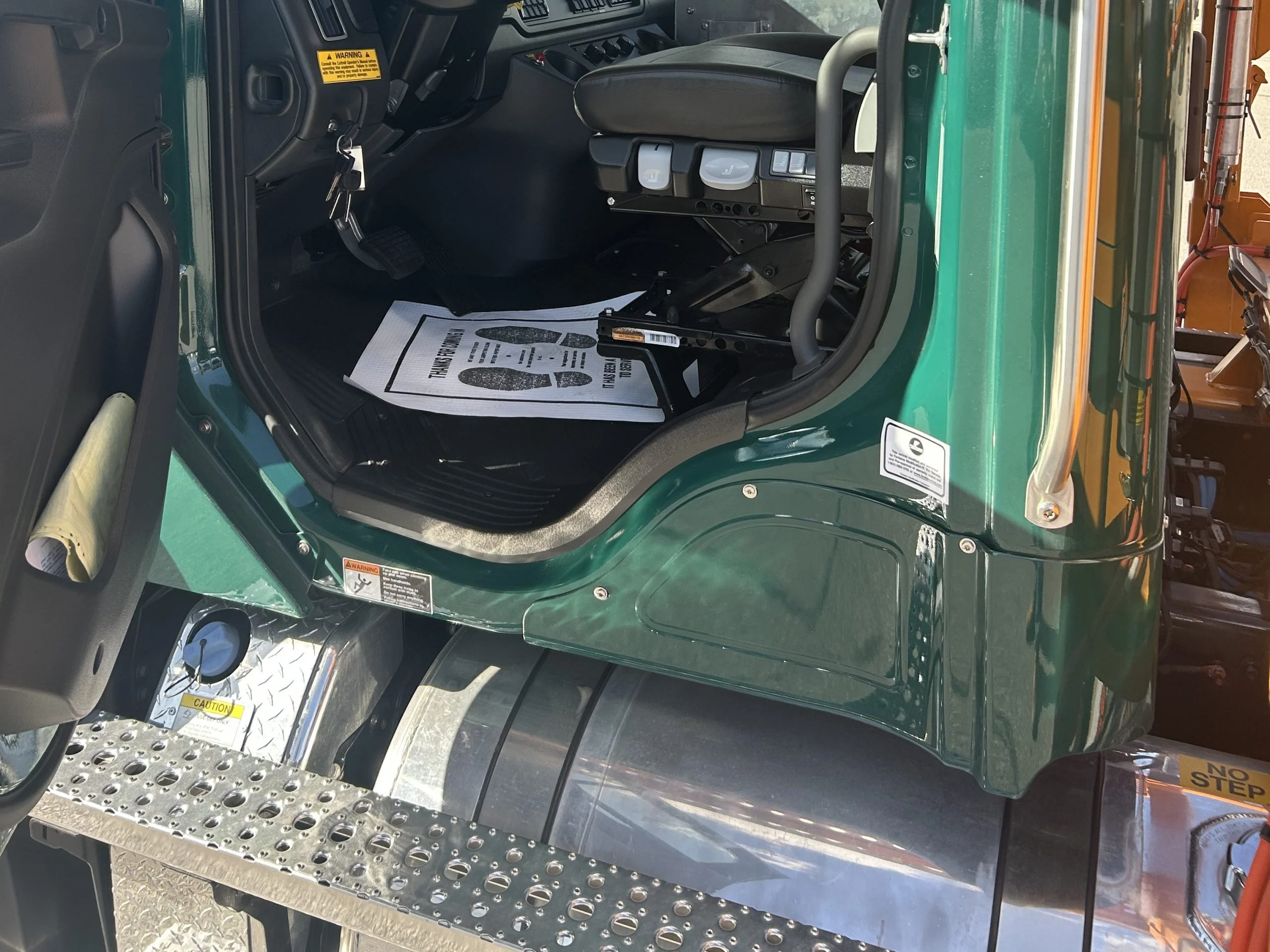 2024 Freightliner 114SD in Fort Wayne, IN — photo 6