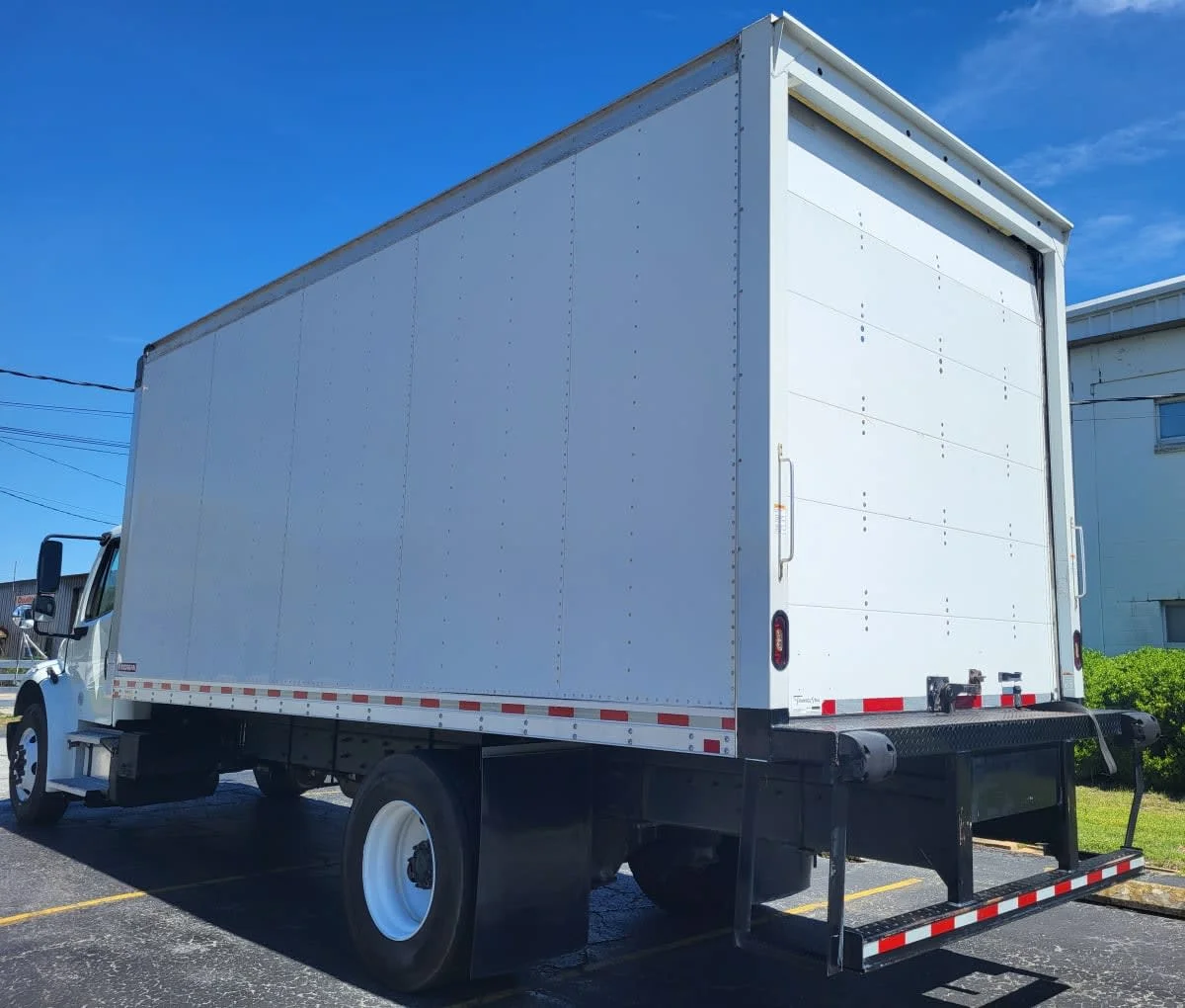 2021 Freightliner M2 106 - image 6