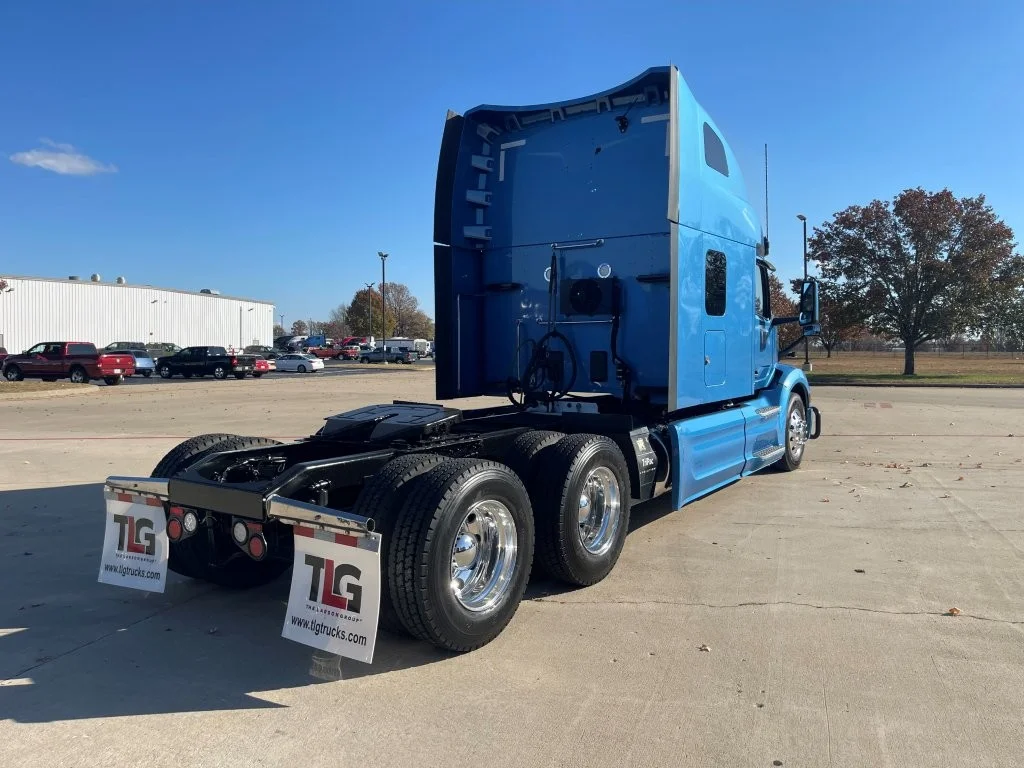 2023 Peterbilt 579 - image 5