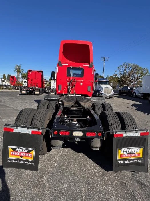 2020 Peterbilt 579 - image 7