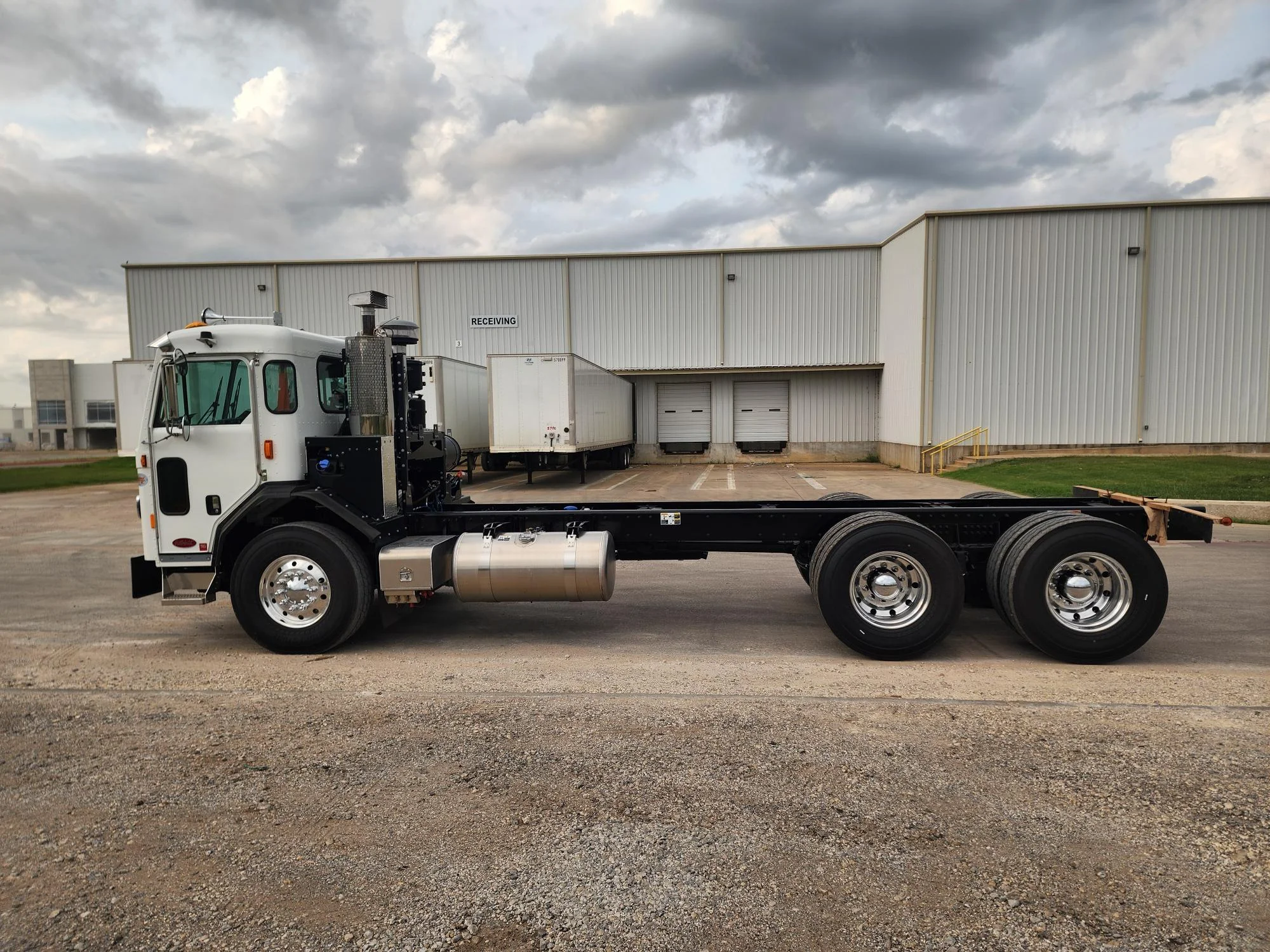 2026 Peterbilt 520 in Louisville, KY — photo 6