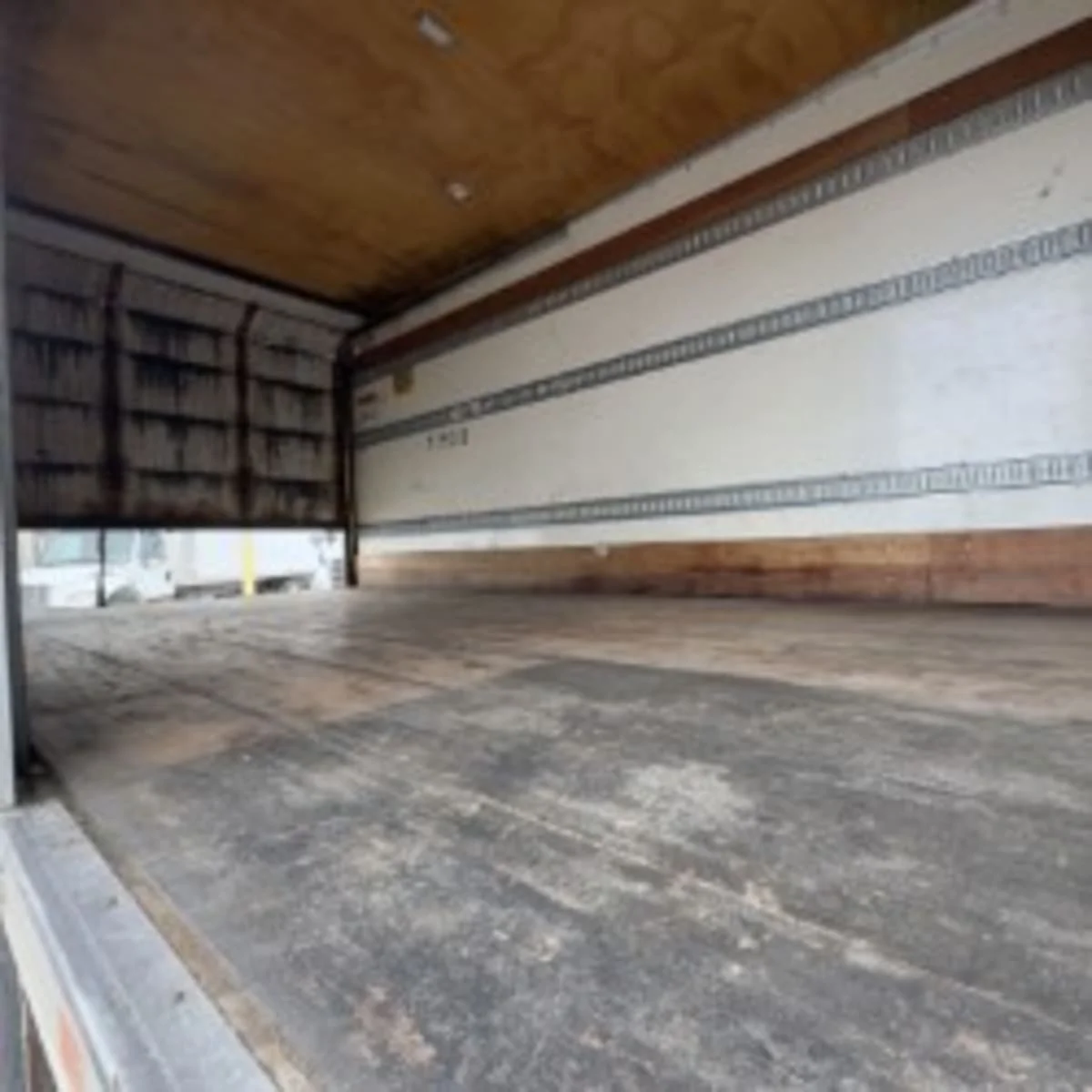 2020 International MV - image 11