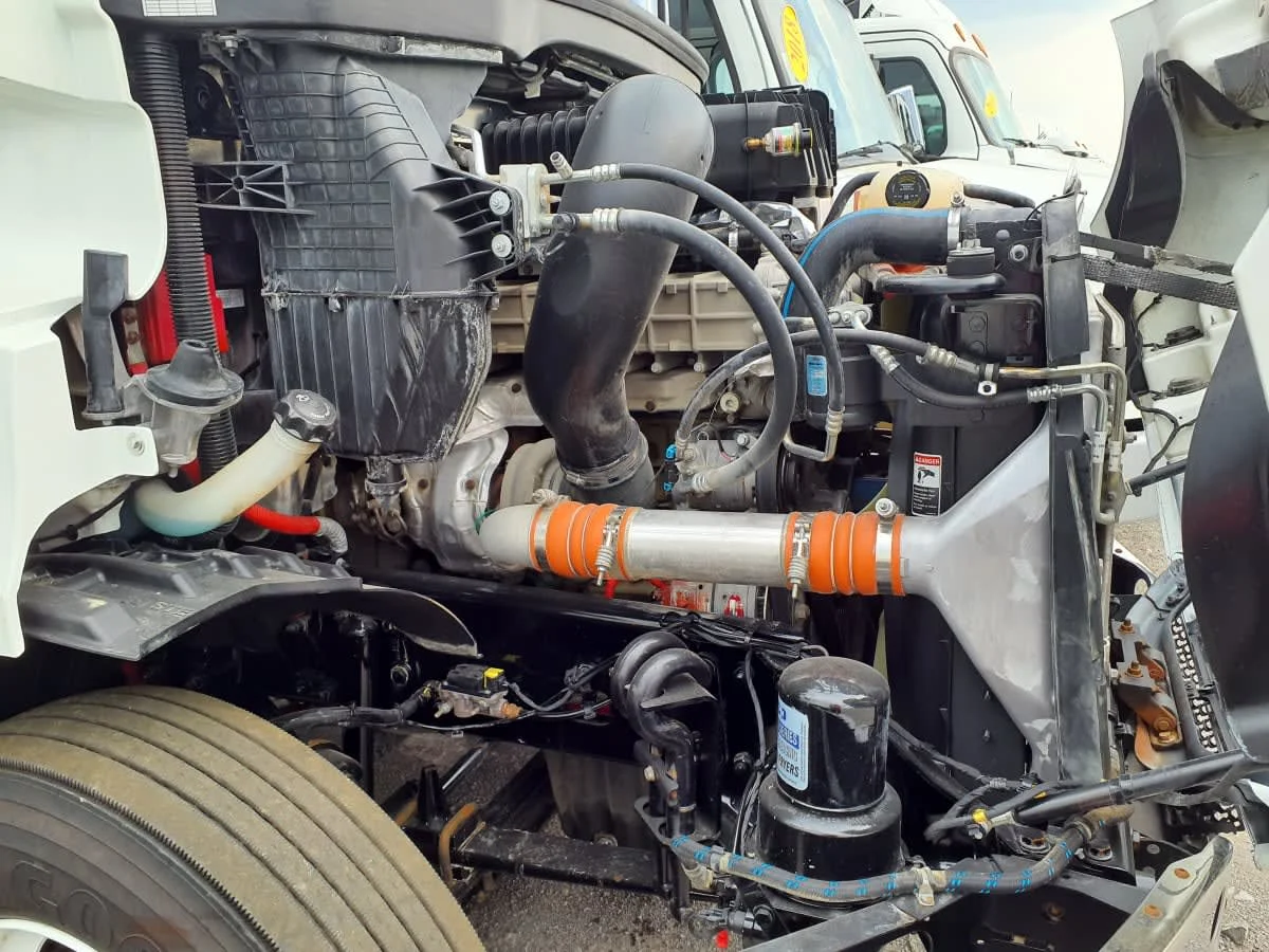 2020 Freightliner Cascadia in Birmingham, AL — photo 9