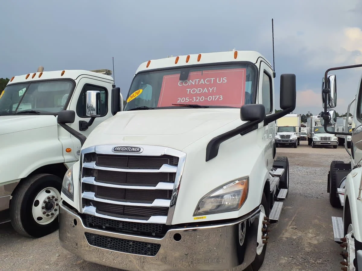 2020 Freightliner Cascadia