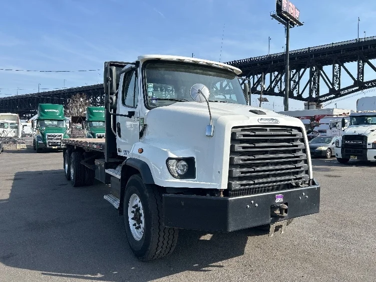 2020 Freightliner 114SD