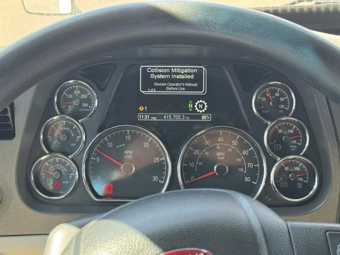 2021 Peterbilt 579 in El Paso, TX — photo 19