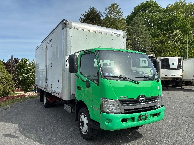 2018 Hino 195