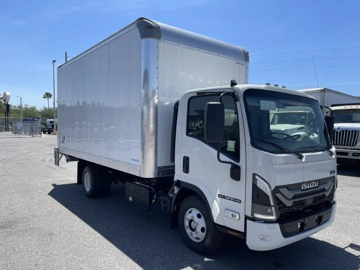 2026 Isuzu NPR - image 6