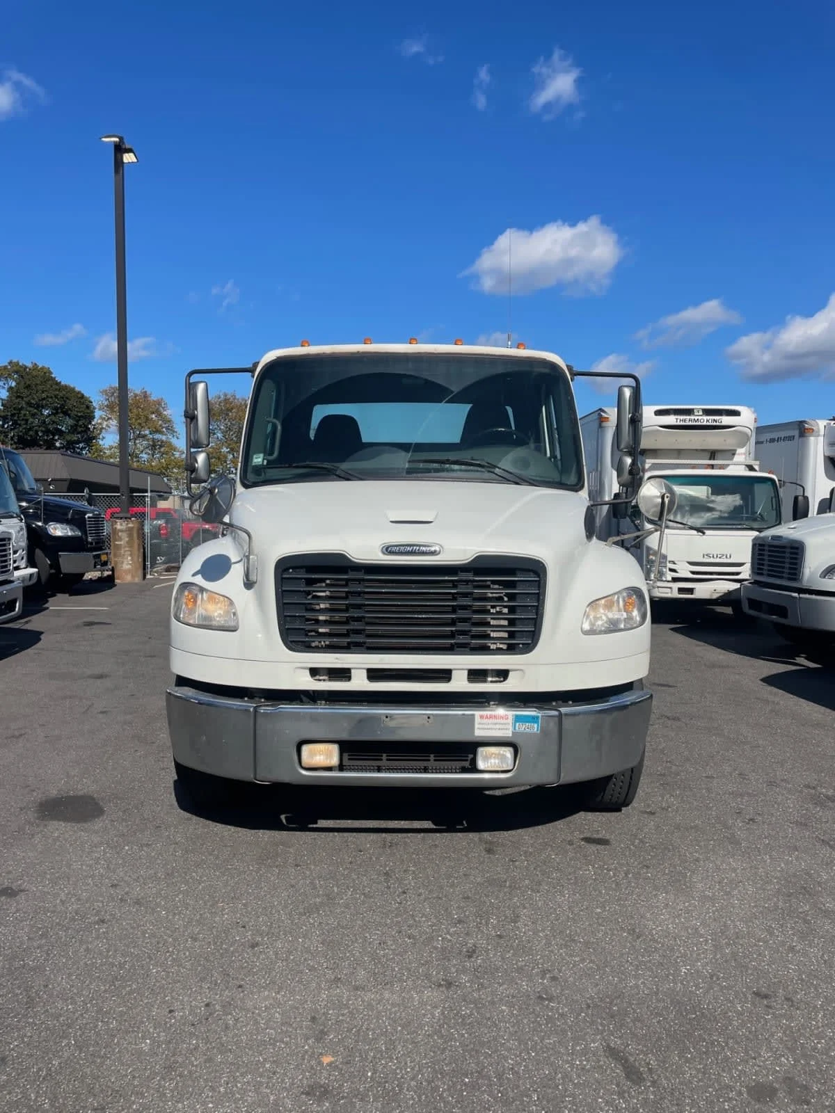 2016 Freightliner M2 106 - image 2