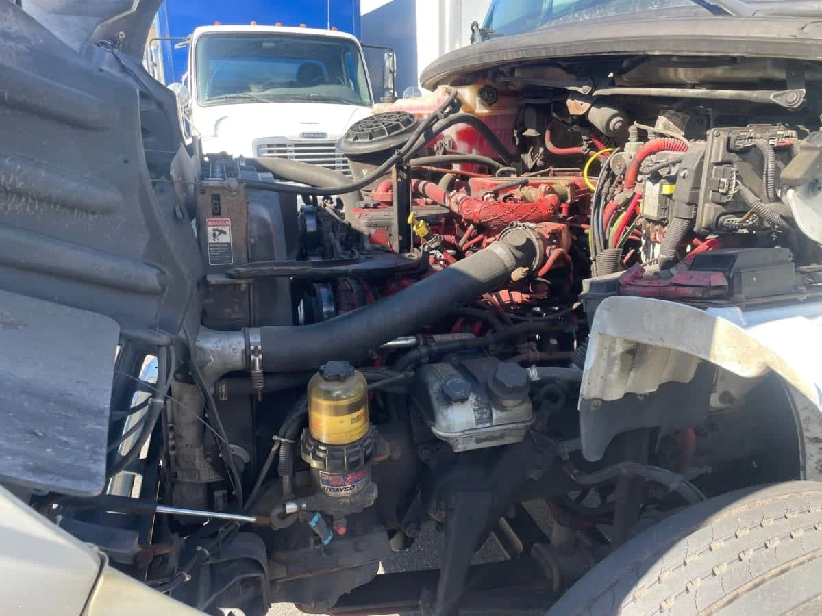 2016 Freightliner M2 106 - image 8