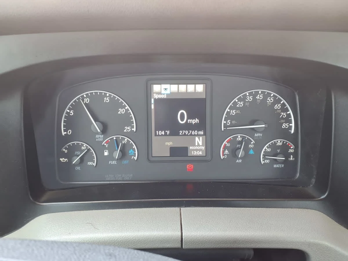 2019 Freightliner Cascadia in Taylor, MI — photo 9