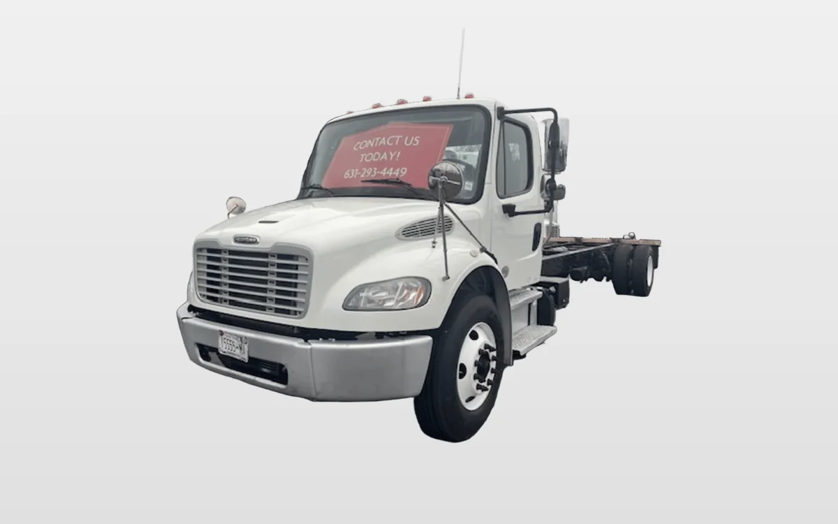 2019 Freightliner M2 106 - image 1