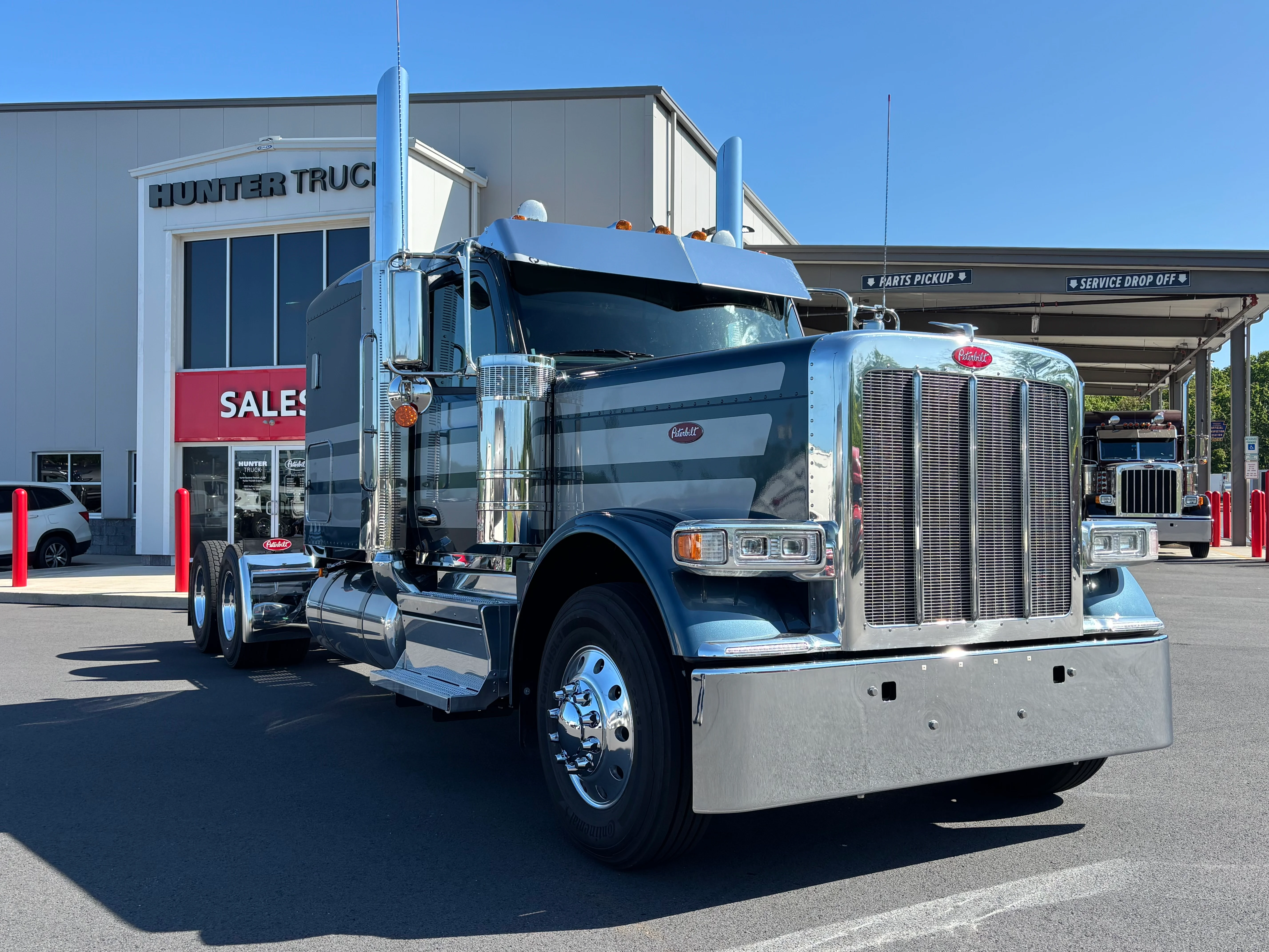 2027 Peterbilt 589 in Scranton, PA — photo 7