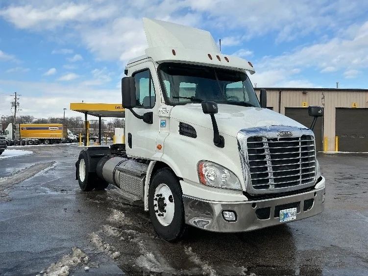 2020 Freightliner Cascadia in Elkhart, IN