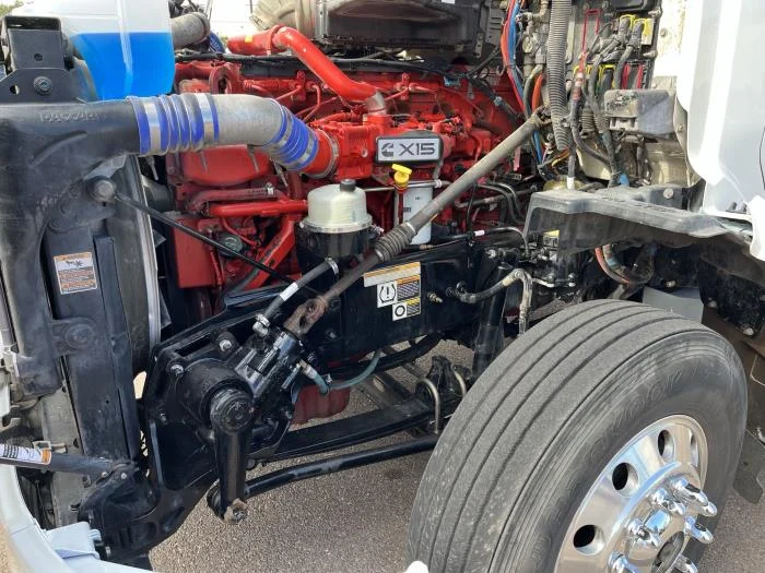 2022 Peterbilt 579 in Phoenix, AZ — photo 8
