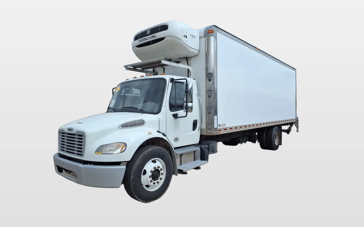 2020 Freightliner M2 106 - image 1