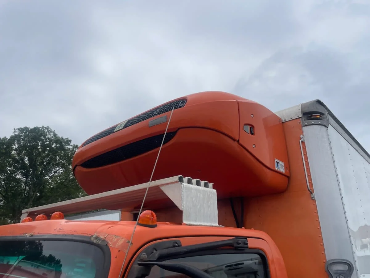 2019 Isuzu NQR in Farmingdale, NY — photo 7
