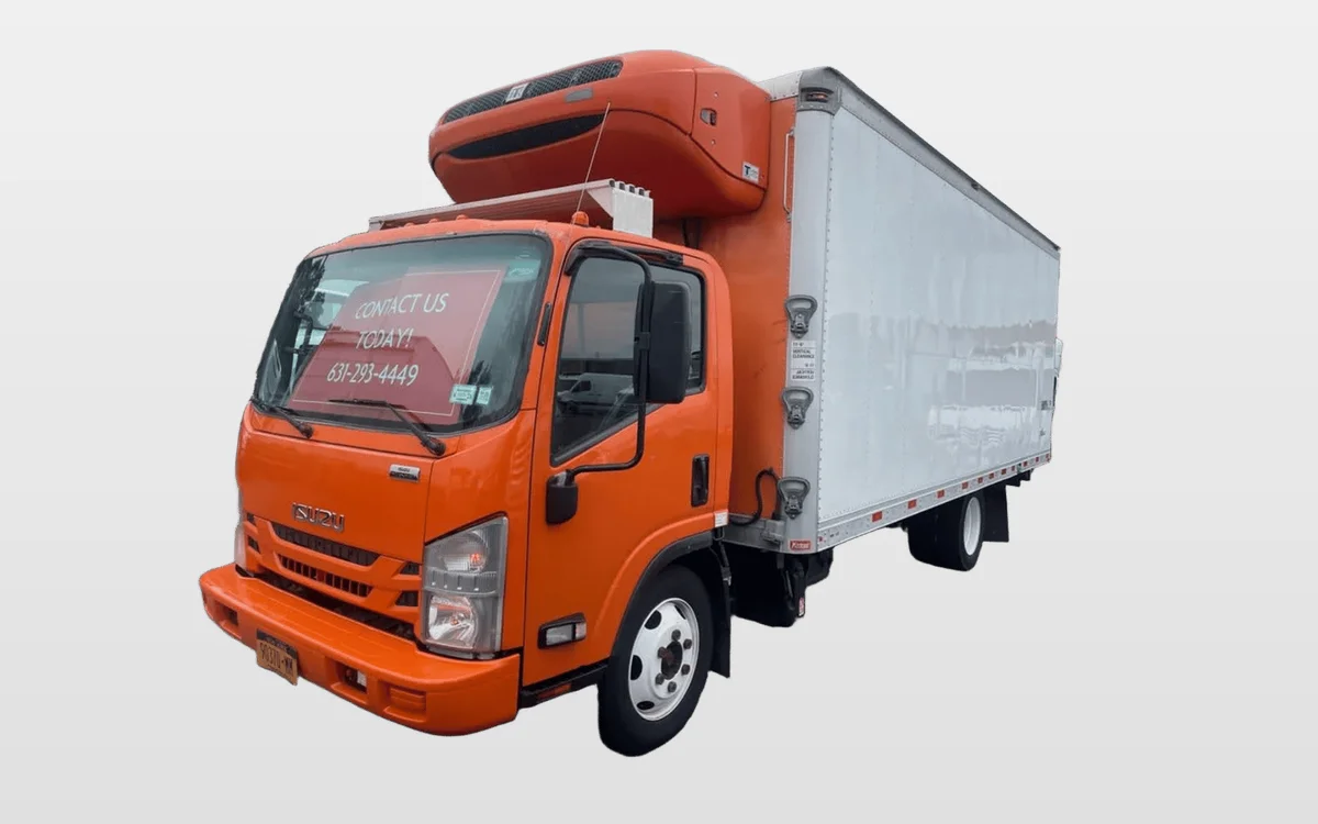 2019 Isuzu NQR - image 1