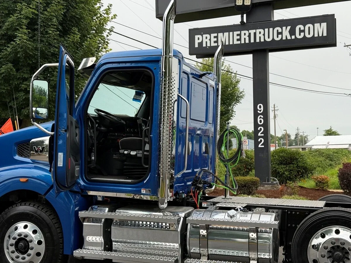 2027 Western Star 49X — photo 9