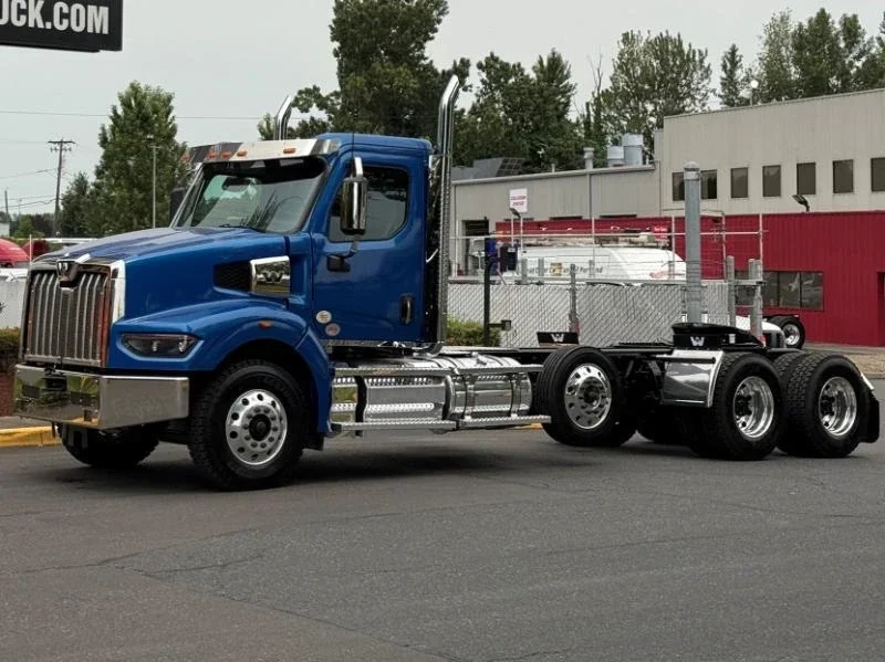 2027 Western Star 49X — photo 2