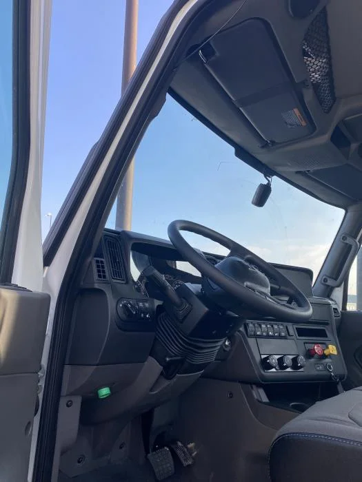 2026 International LT - image 8