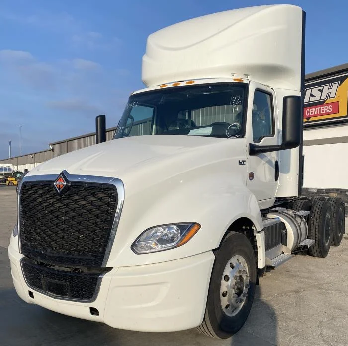 2026 International LT in Kansas City, MO — photo 2