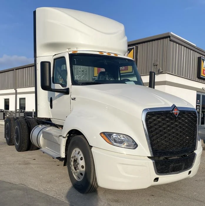2026 International LT in Kansas City, MO — photo 3