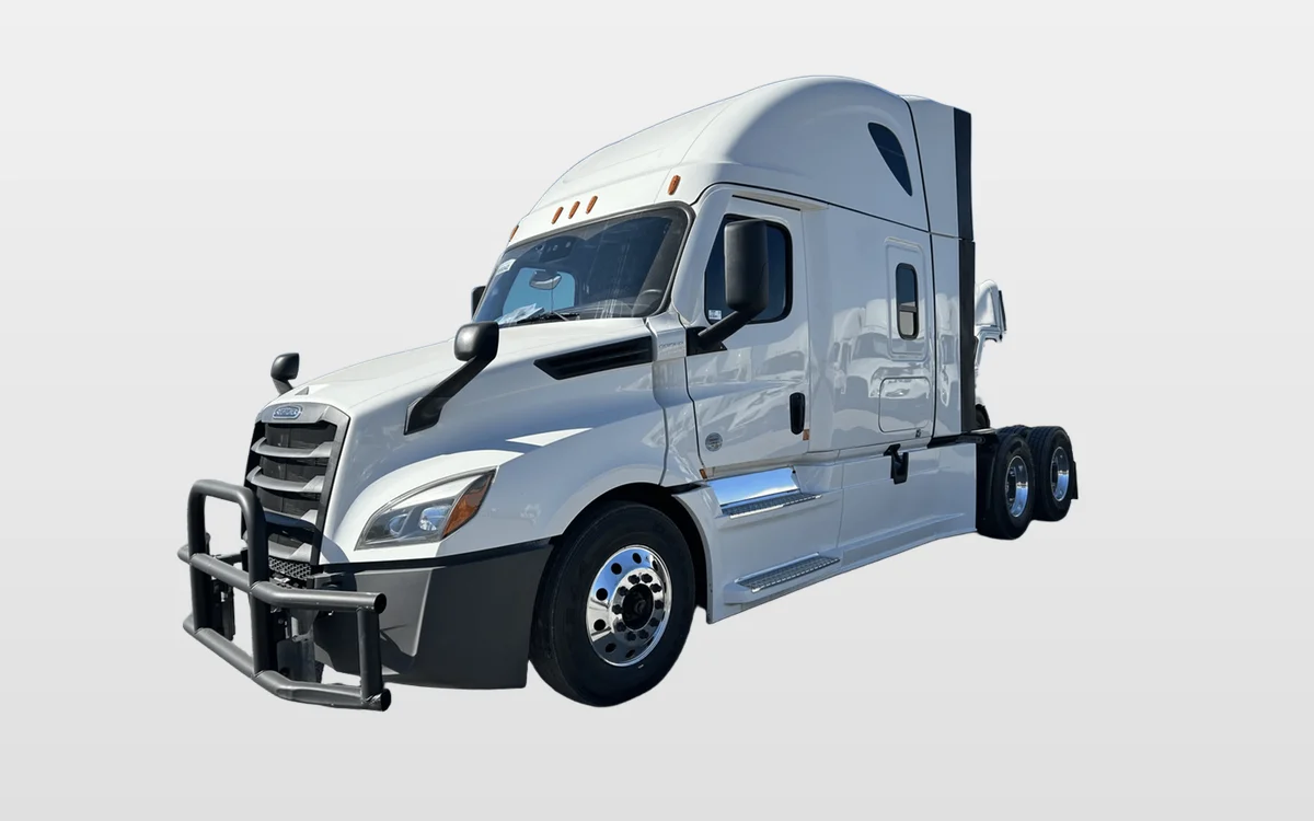 2023 Freightliner - image 1