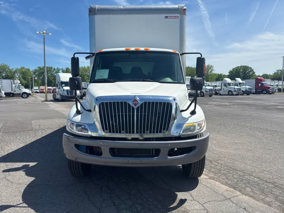 2018 International 4300 in Syracuse, NY — photo 2