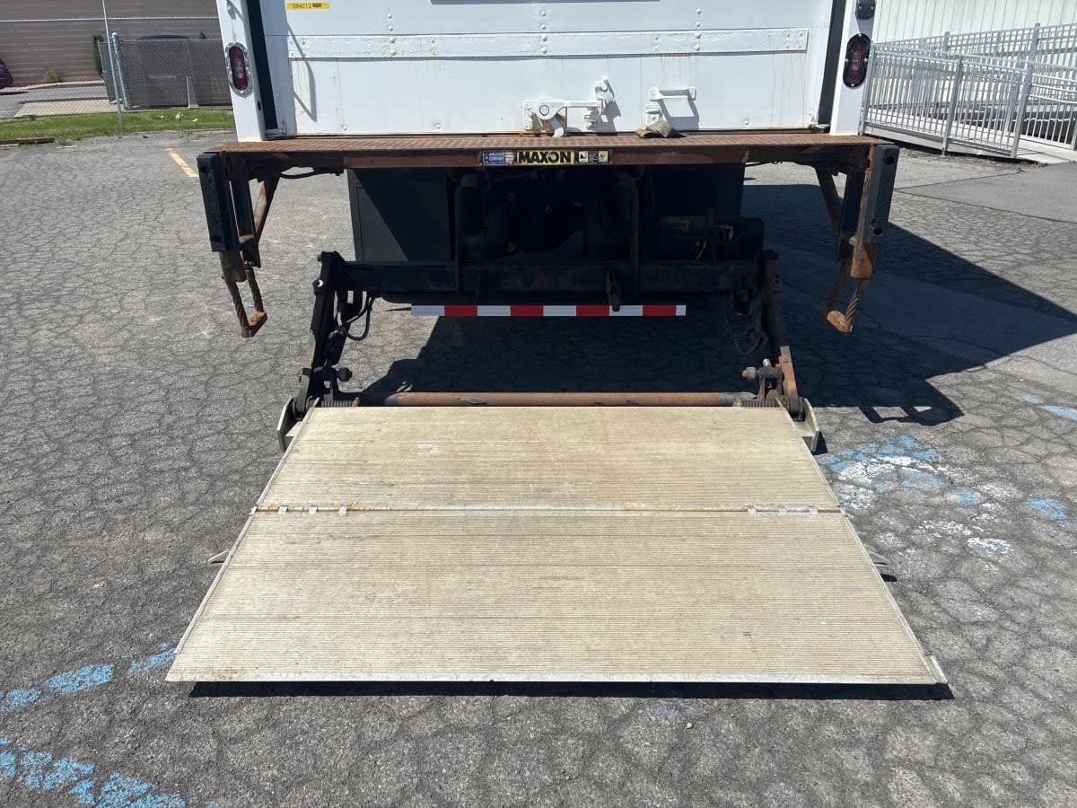 2018 International 4300 in Syracuse, NY — photo 11