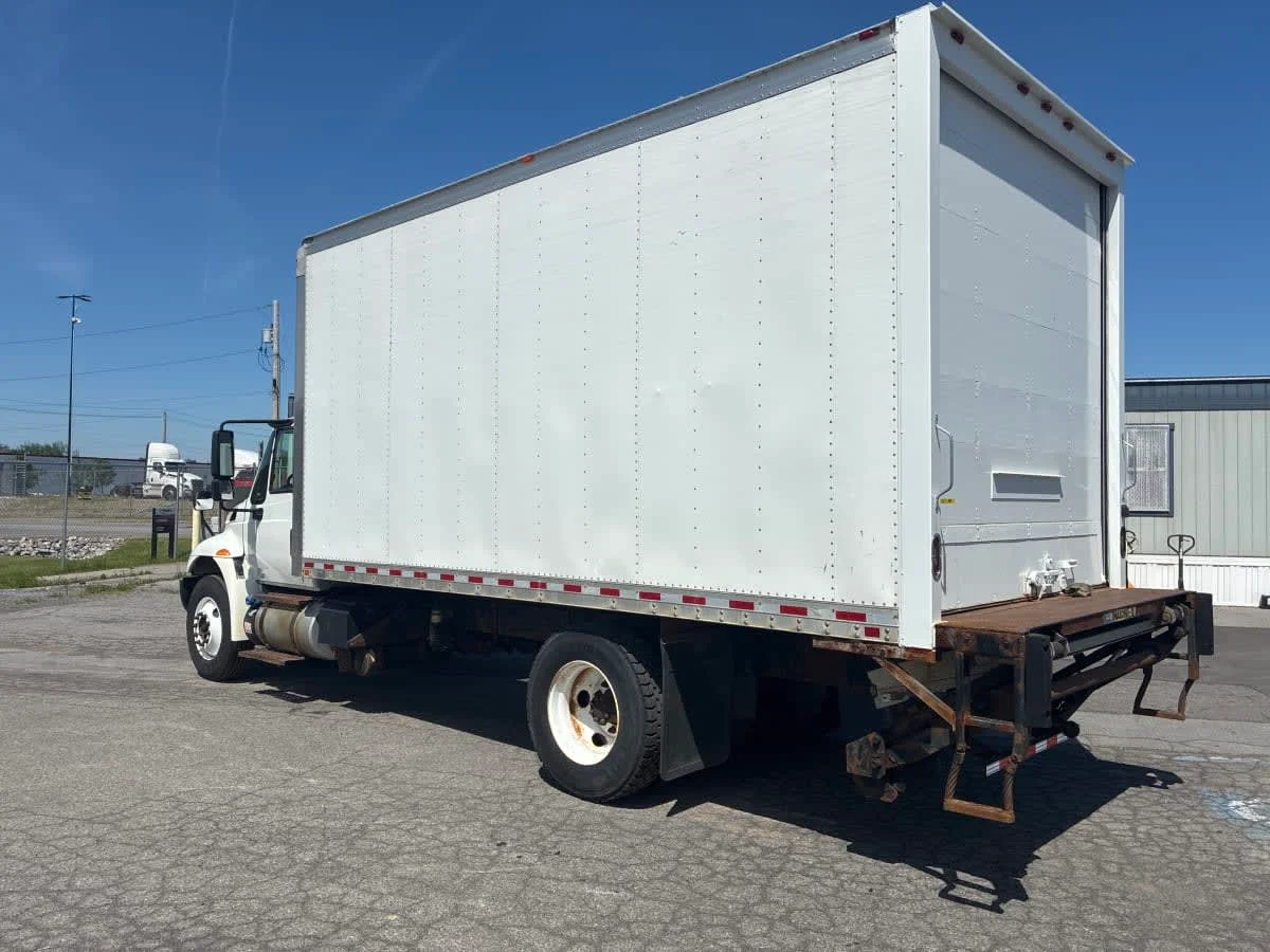 2018 International 4300 in Syracuse, NY — photo 6