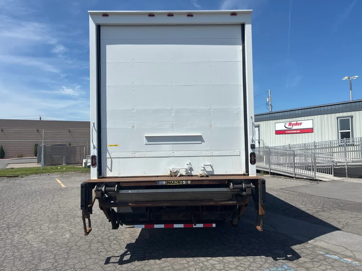 2018 International 4300 in Syracuse, NY — photo 5