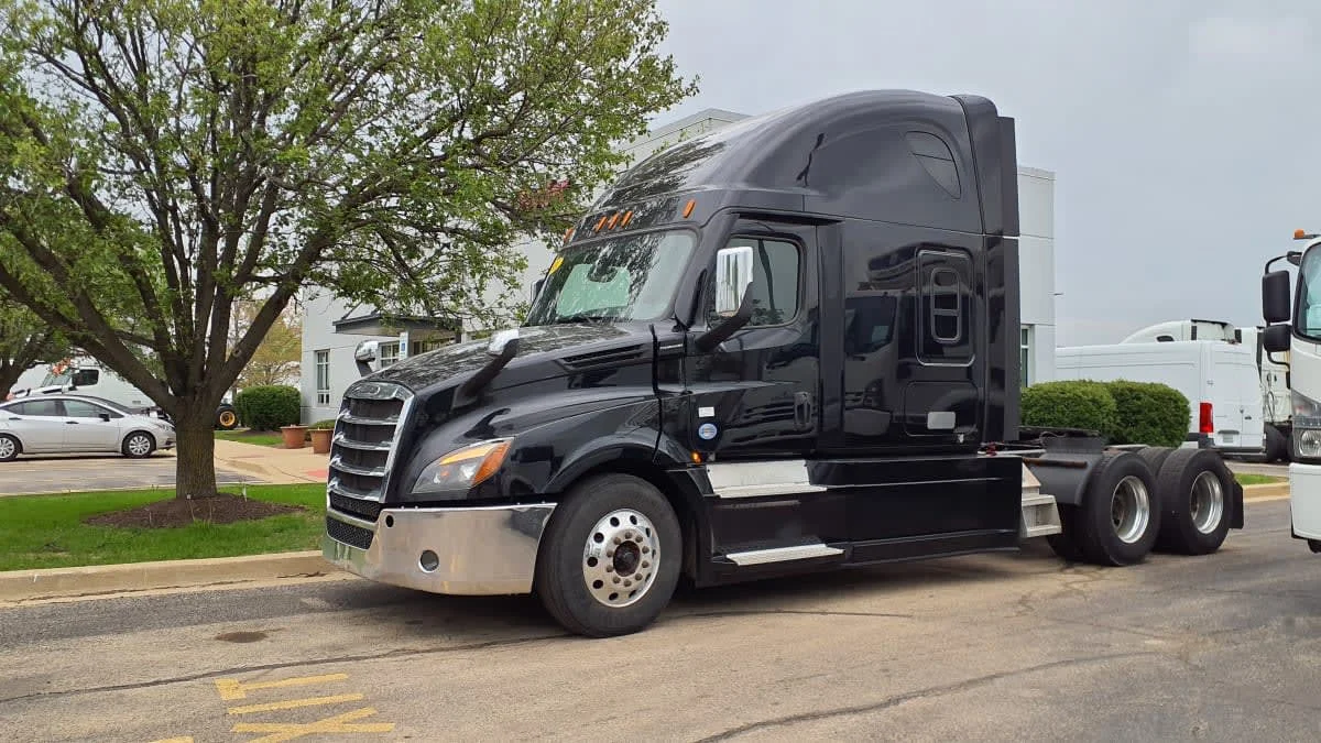 2021 Freightliner Cascadia in Bolingbrook, IL
