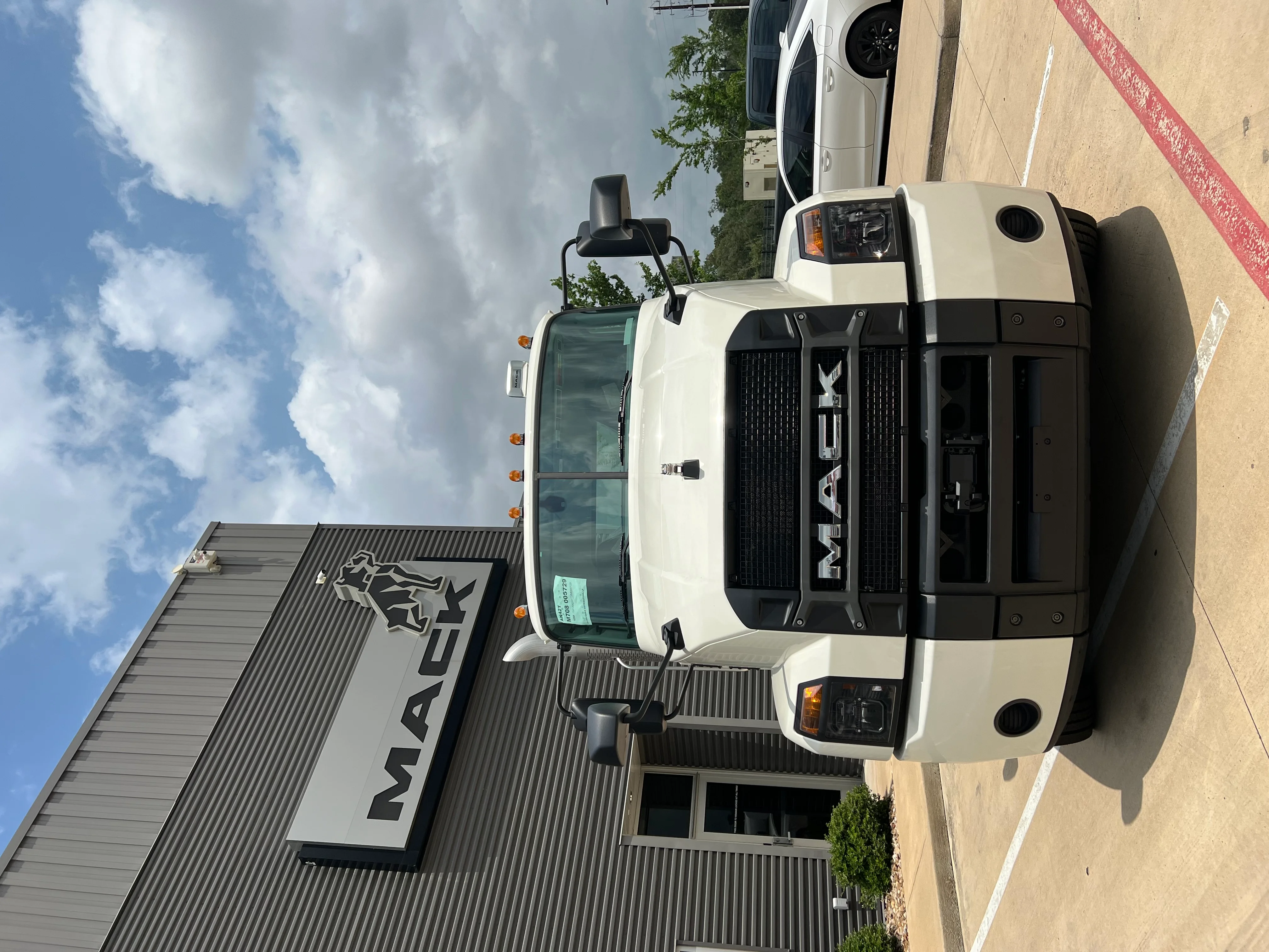 2025 Mack Anthem in Cahokia, IL — photo 2