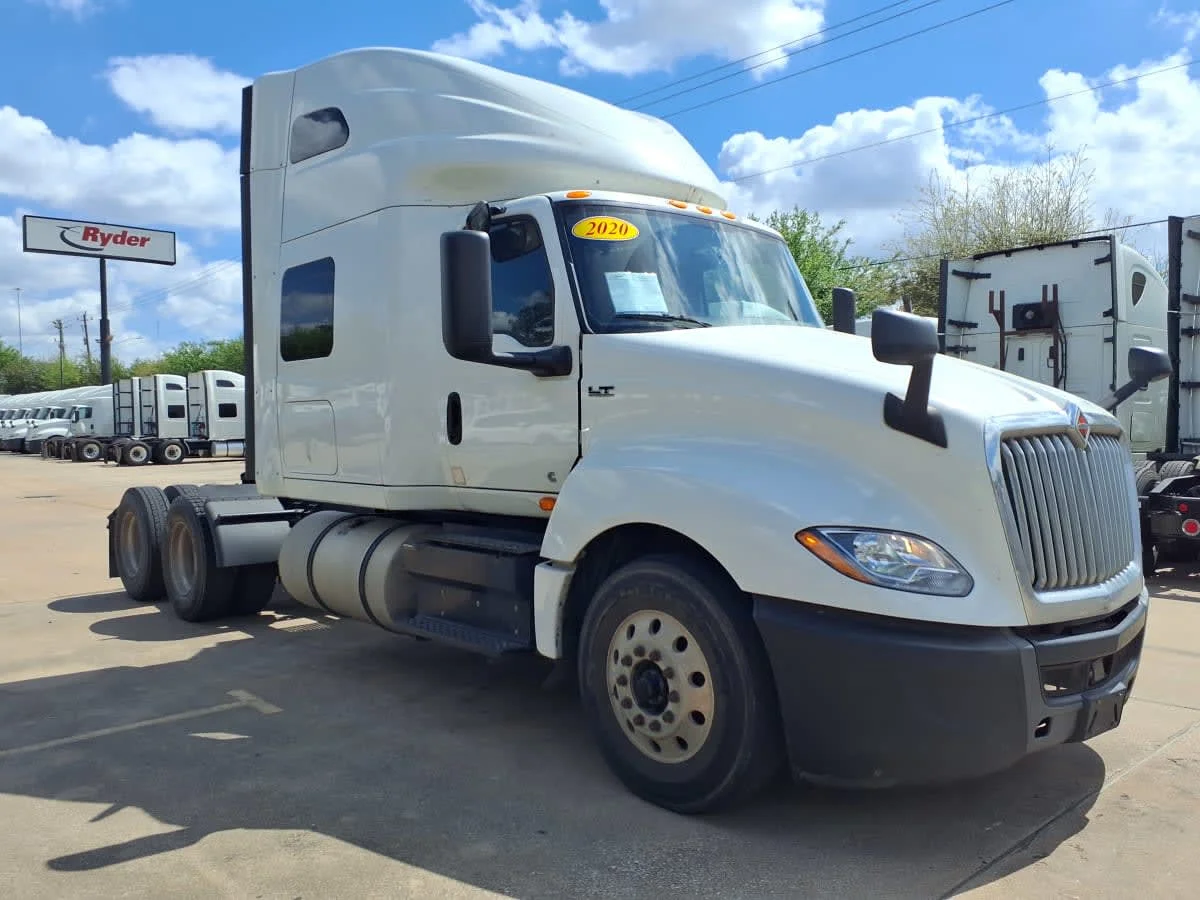 2020 International LT in Houston, TX — photo 3