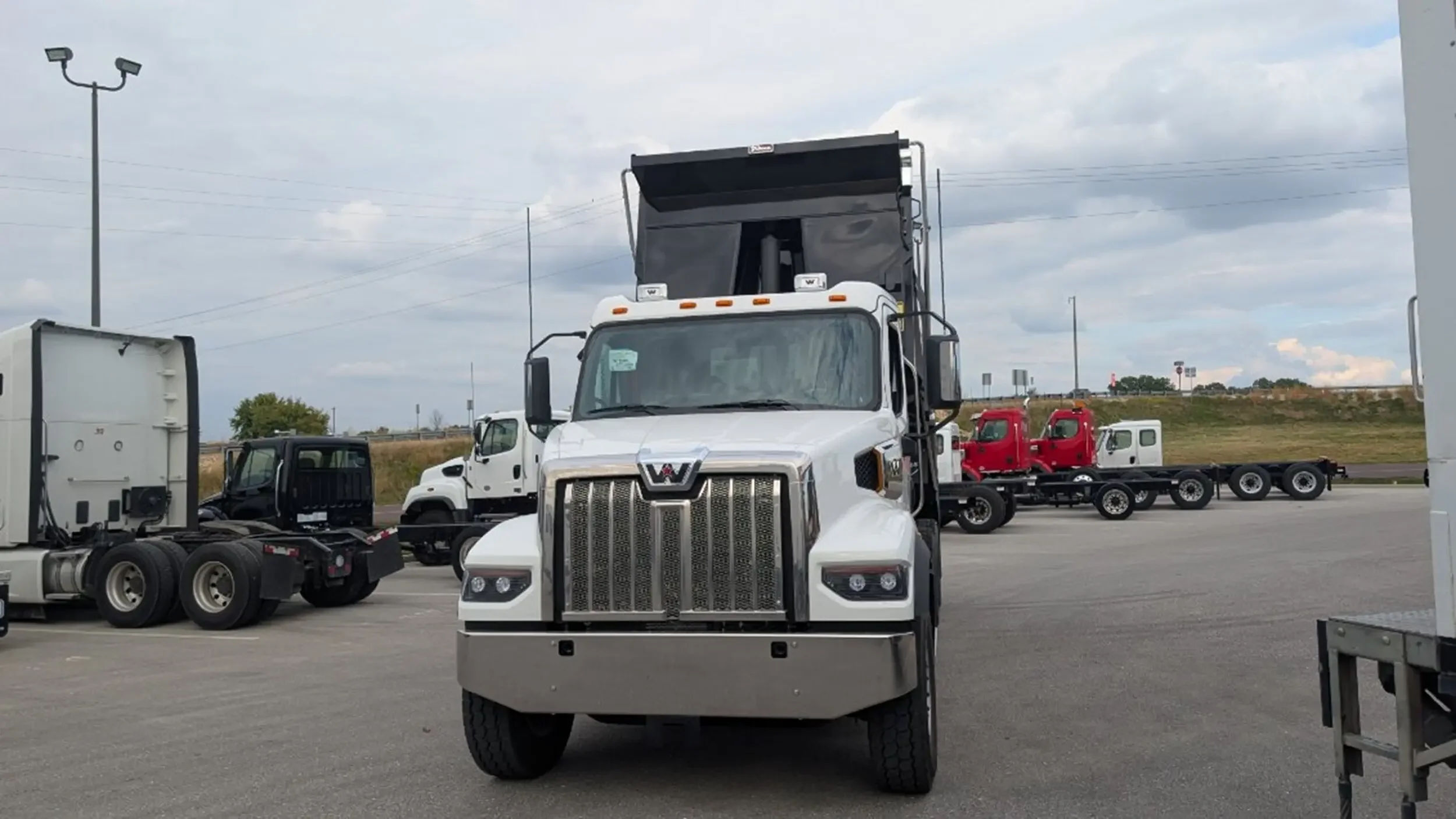 2026 Western Star 47X - image 3