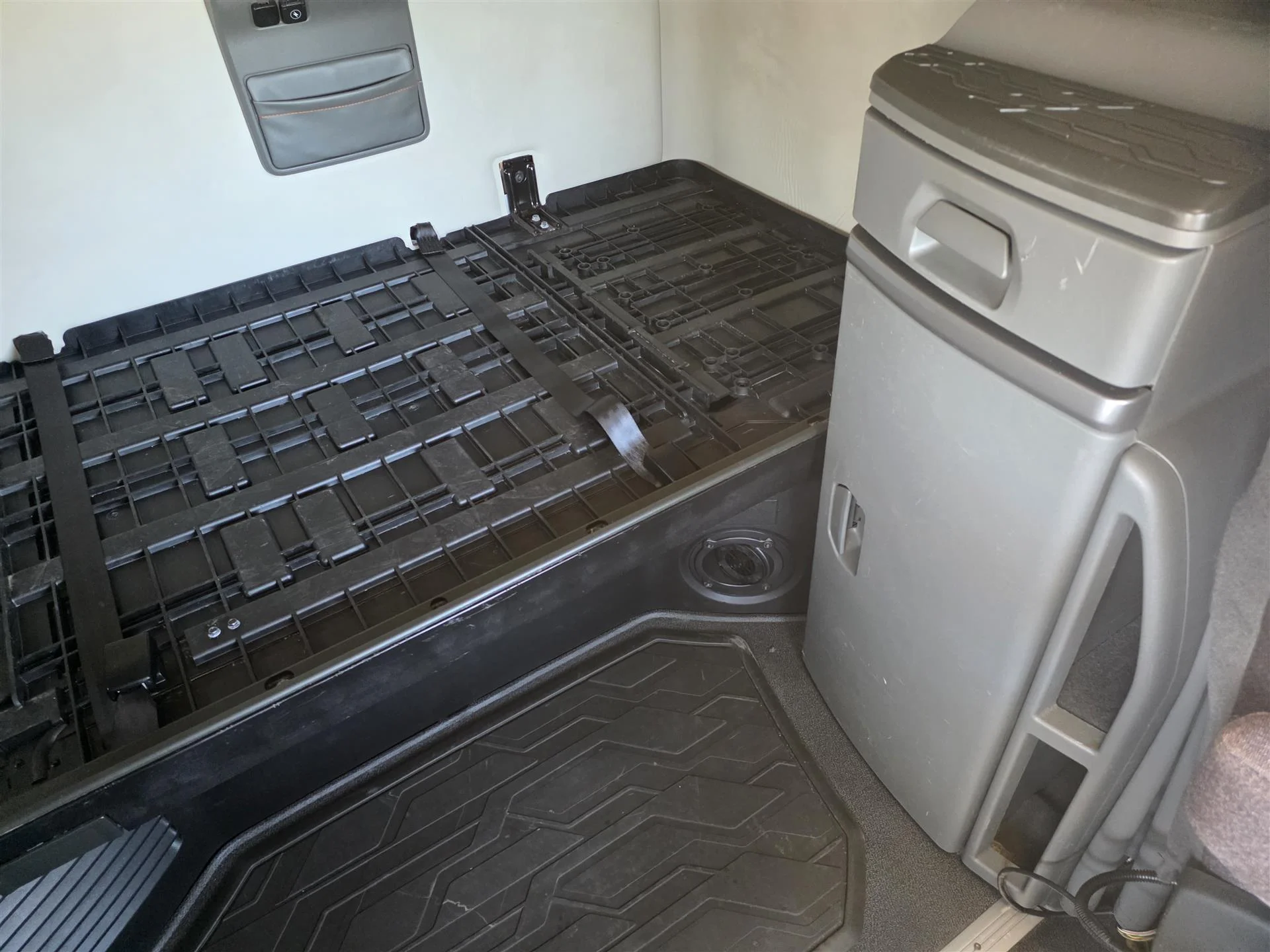2019 Volvo VNL 760 in Orlando, FL — photo 18