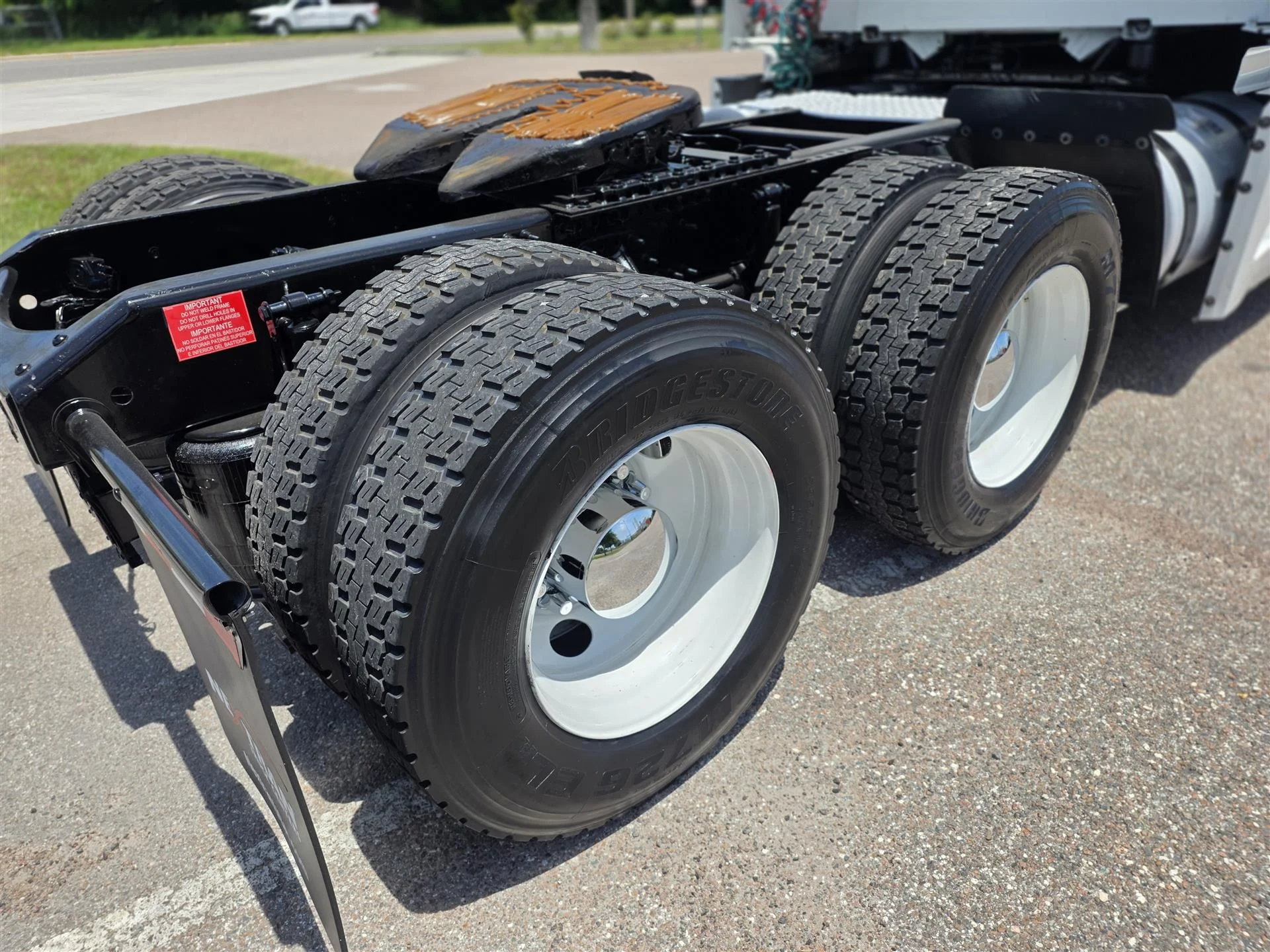 2019 Volvo VNL 760 in Orlando, FL — photo 10
