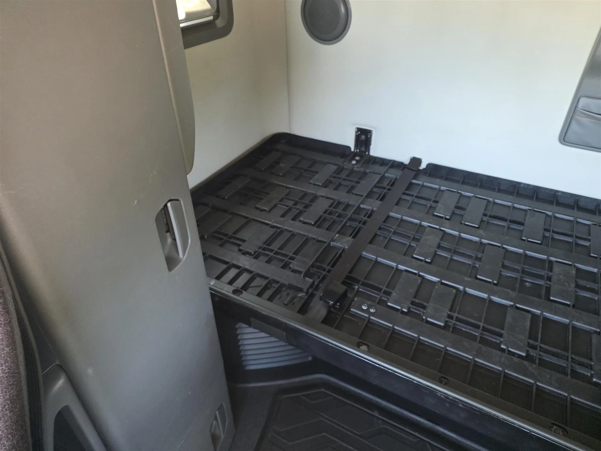 2019 Volvo VNL 760 in Orlando, FL — photo 15