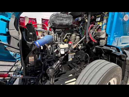 2022 Peterbilt 579 in El Paso, TX — photo 6