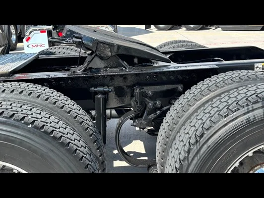 2022 Peterbilt 579 in El Paso, TX — photo 4