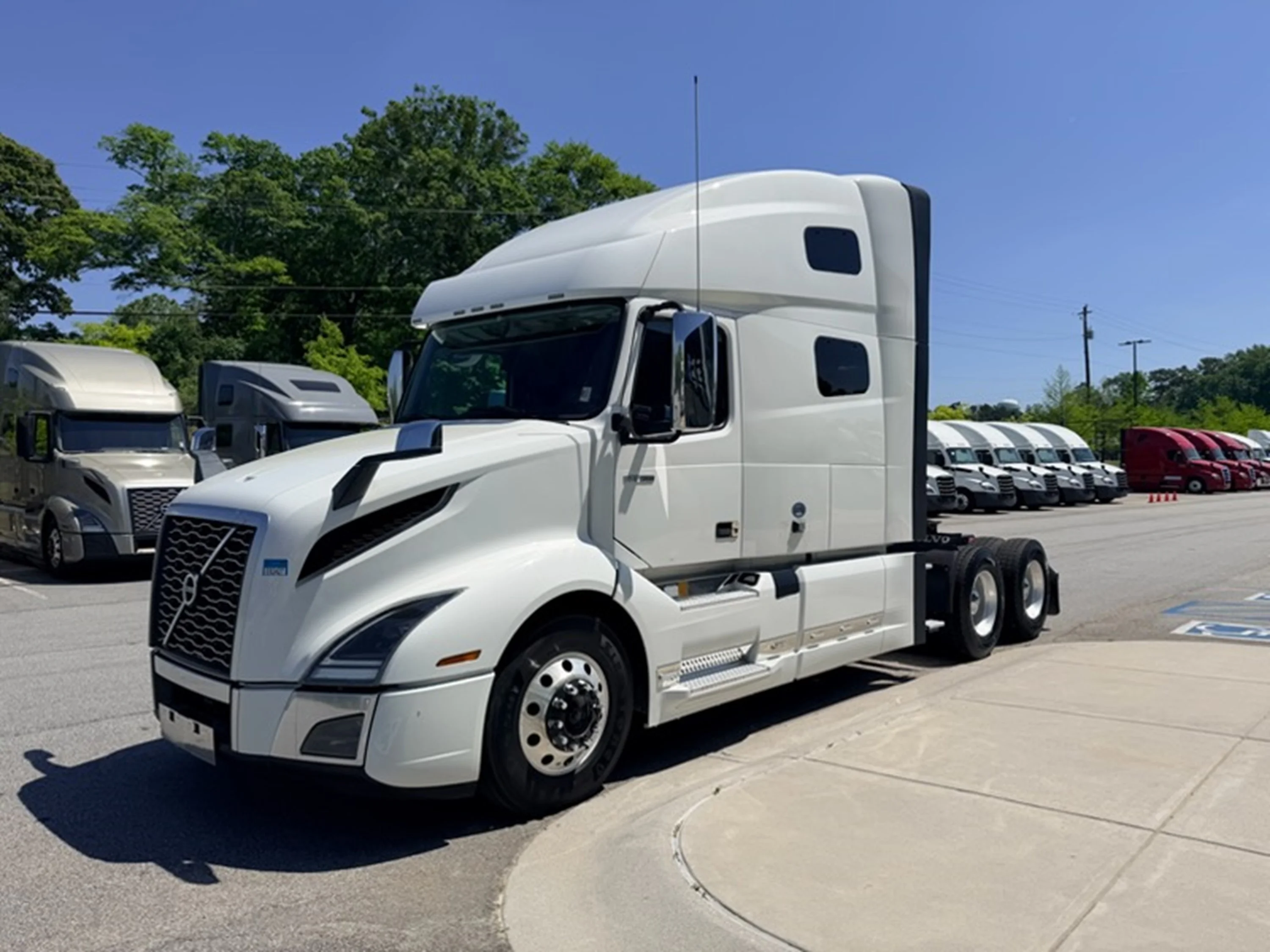 2024 Volvo VNL 760 - image 7