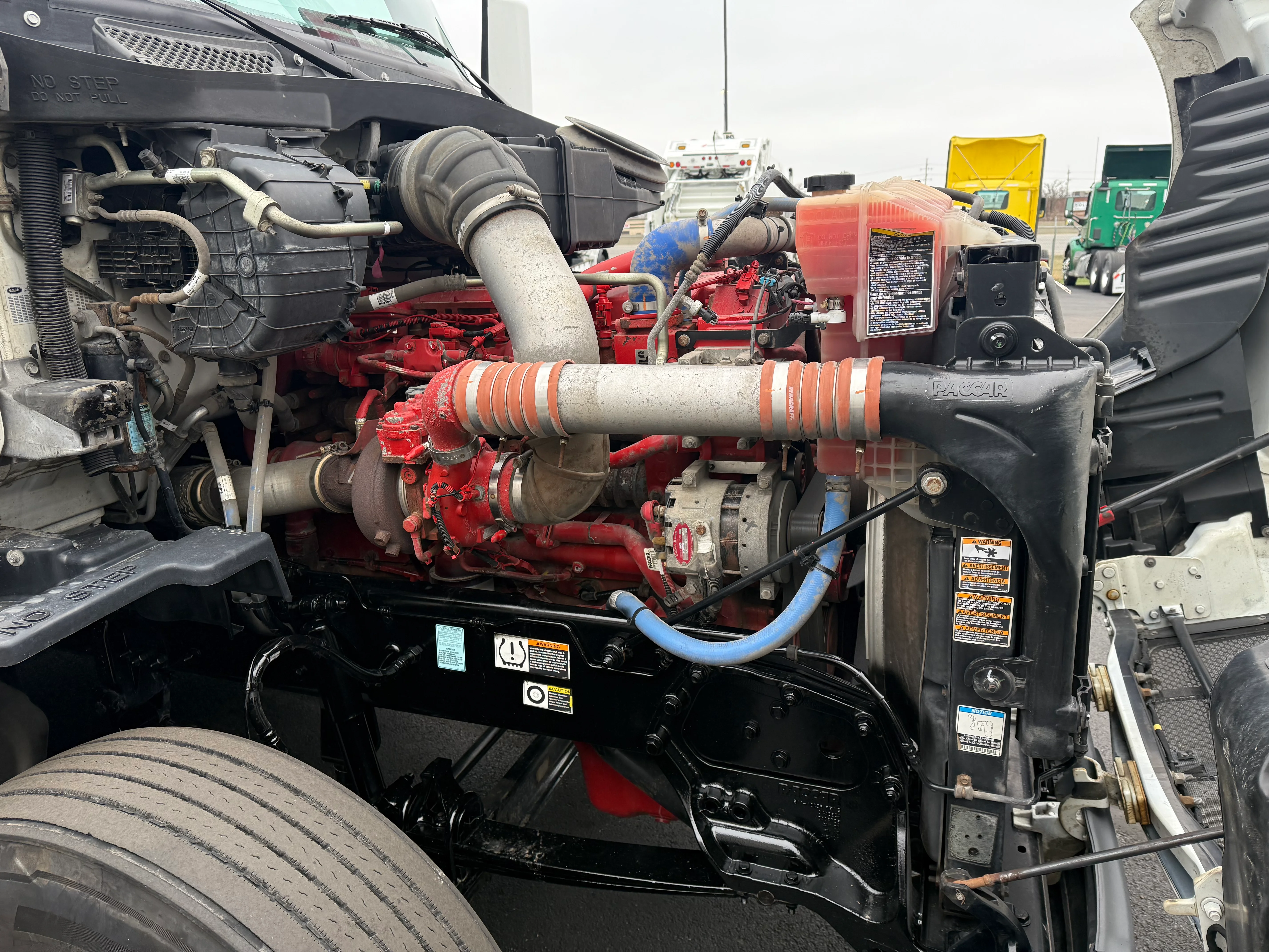 2021 Peterbilt 579 - image 10