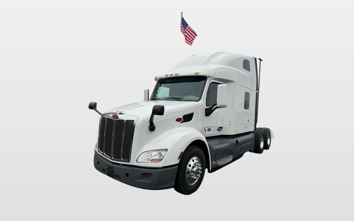 2021 Peterbilt 579 - image 1