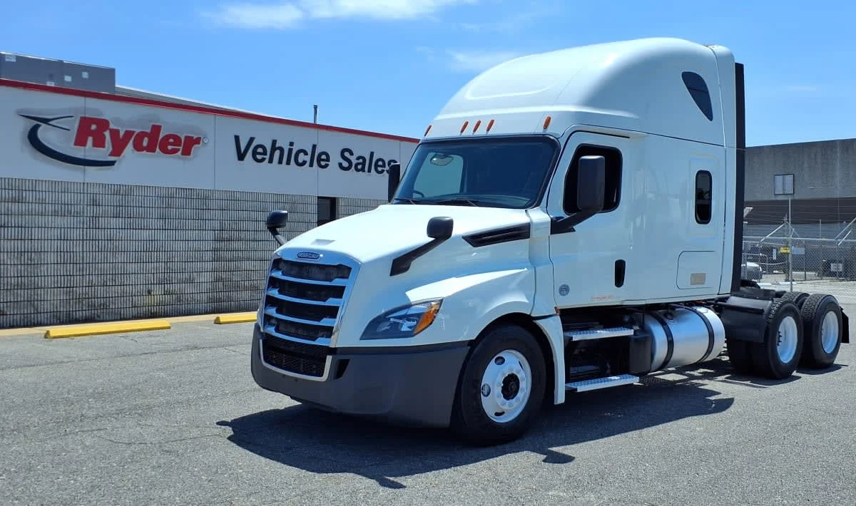 2020 Freightliner Cascadia in Memphis, TN