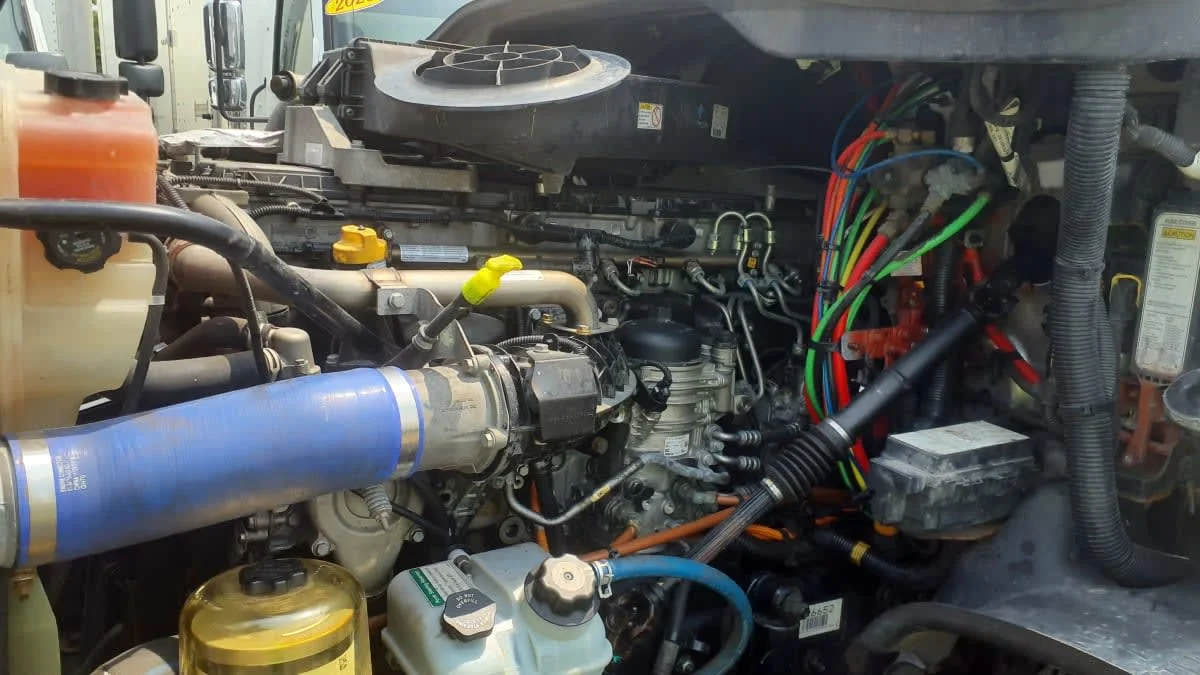 2020 Freightliner Cascadia in Bolingbrook, IL — photo 8