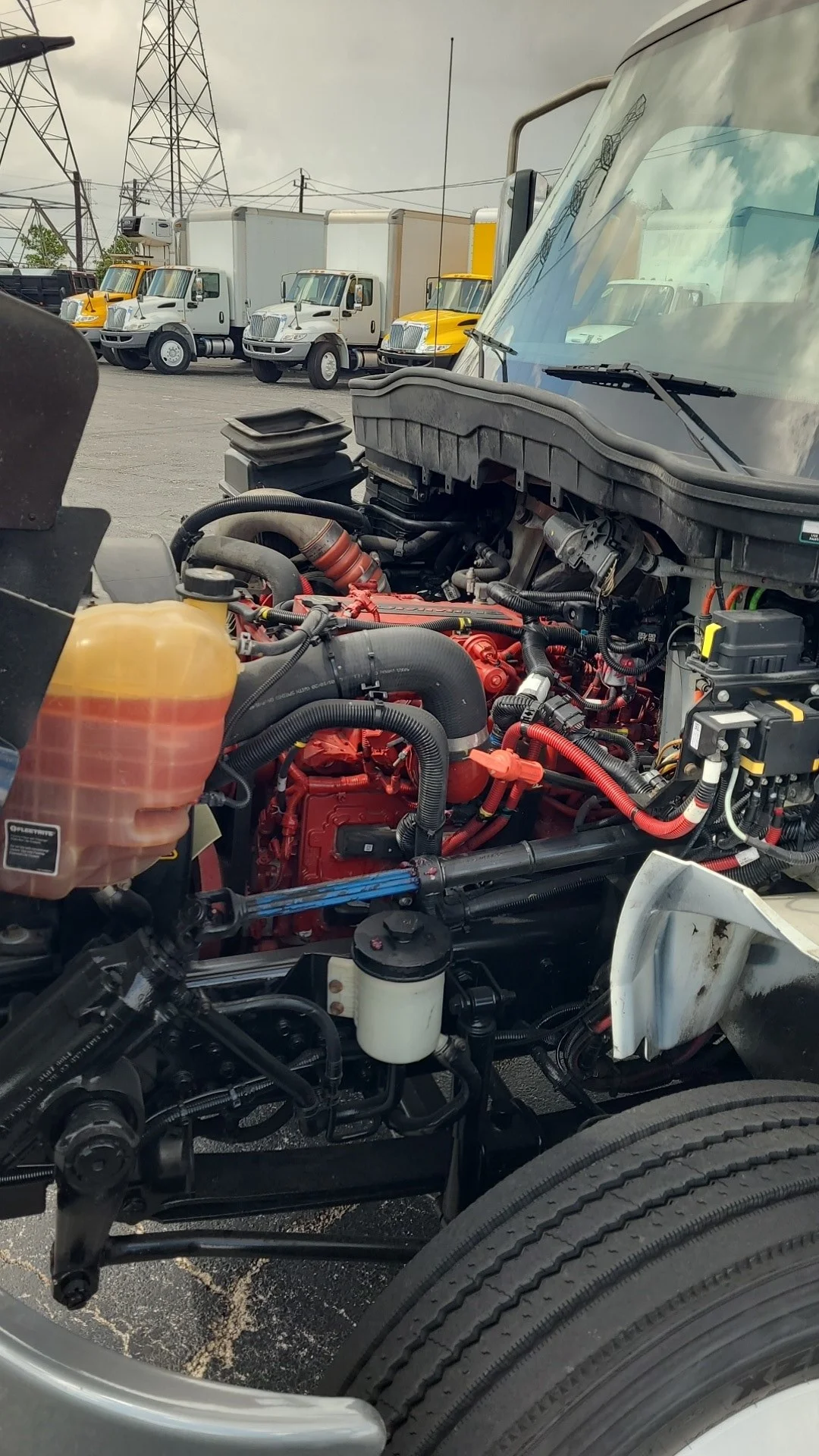 2021 International MV - image 13