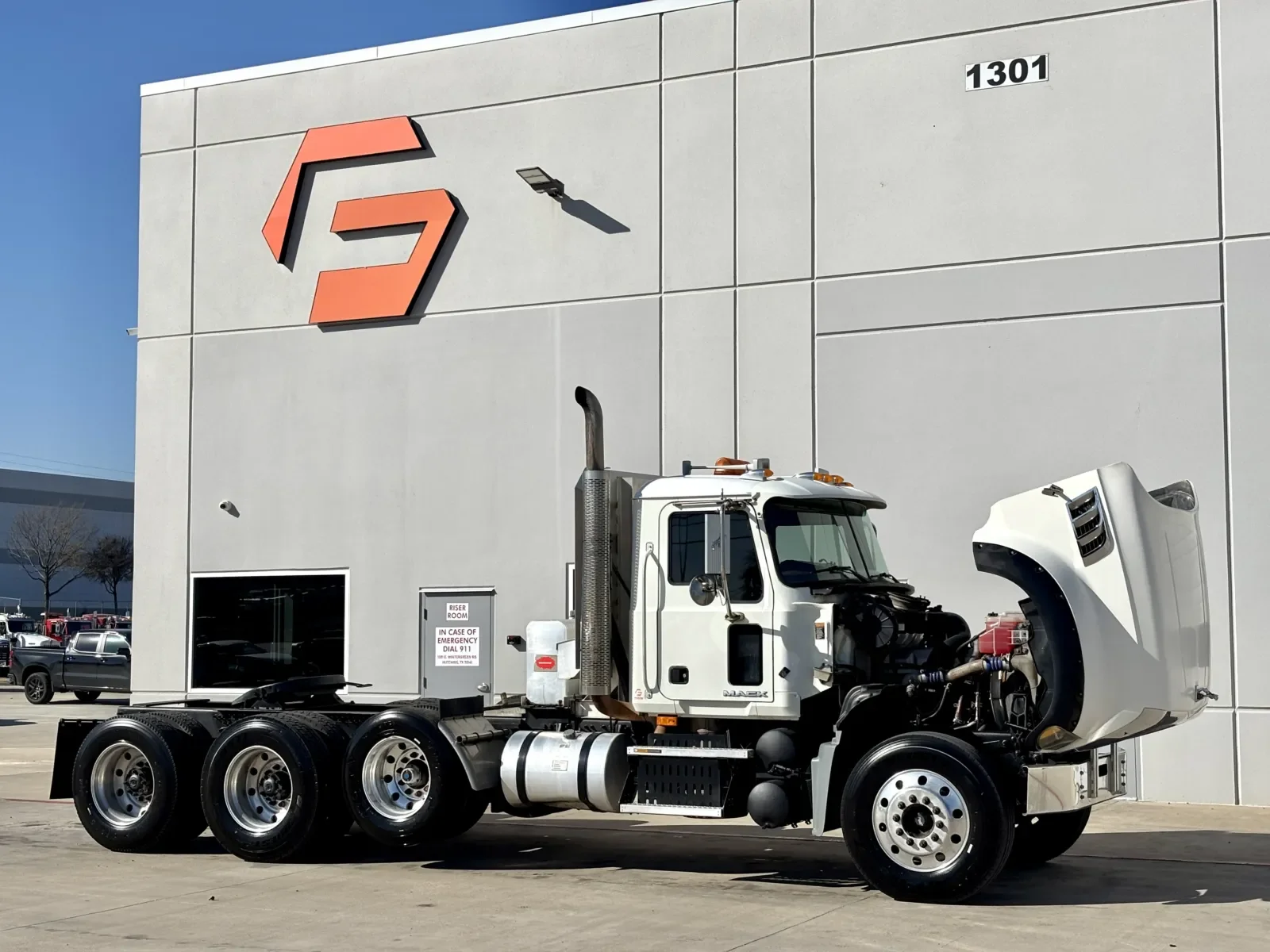 2010 Mack Granite in Hutchins, TX — photo 9
